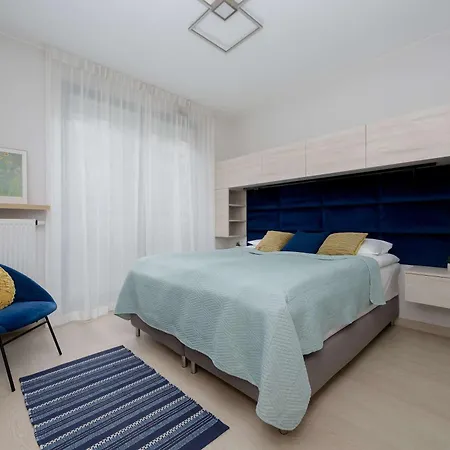 Kasprzaka Elegant In Wola With Parking By Renters *