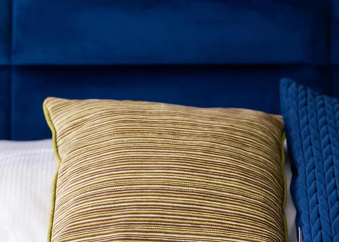 Kasprzaka Elegant In Wola With Parking By Renters شقة