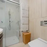 Apartmán Kasprzaka Elegant In Wola With Parking By Renters Varšava