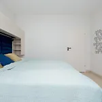 Kasprzaka Elegant In Wola With Parking By Renters * Varšava